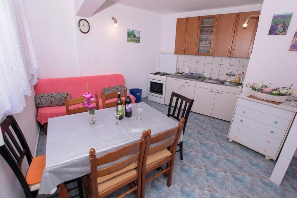 Seaside Secluded Cove Pobij, Hvar - 7506 Apartmán